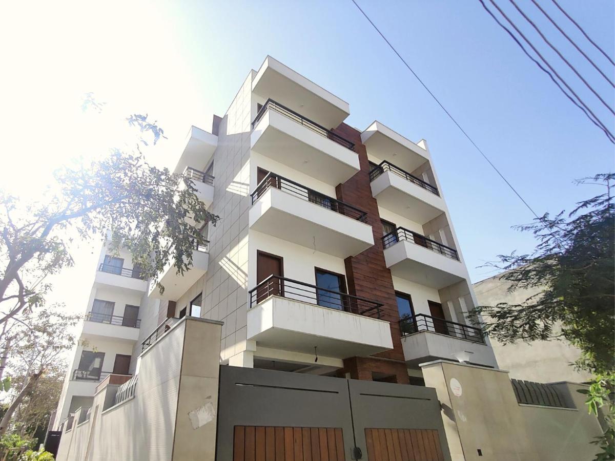 The Shacon Hotel Noida Bagian luar foto
